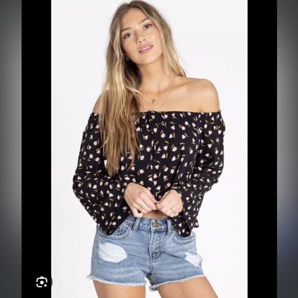 Billabong Black Long Bell Sleeve Floral Crop - Picture 1 of 7